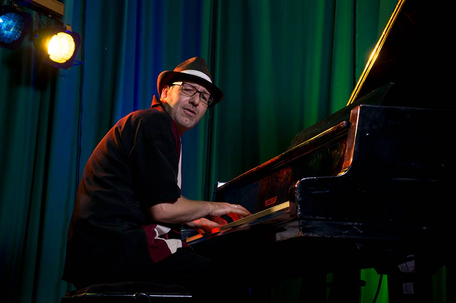 Andy Pink spielt Rock’n’Roll und Boogie Woogie